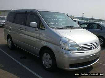 2003 Nissan Serena Photos