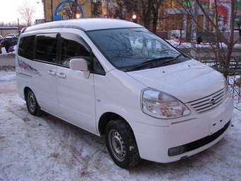 2003 Nissan Serena