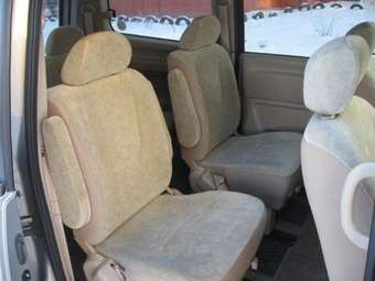 2003 Nissan Serena For Sale