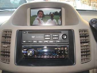 2003 Nissan Serena For Sale