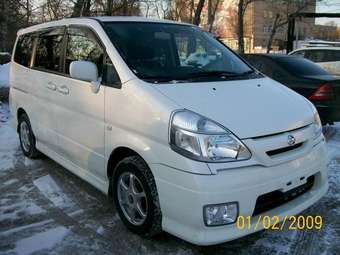 2003 Nissan Serena Pictures