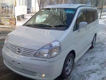 2003 Nissan Serena Pictures