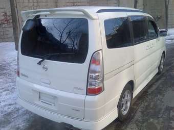 2003 Nissan Serena Pics