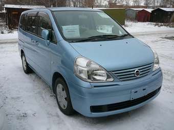 2003 Nissan Serena Pictures