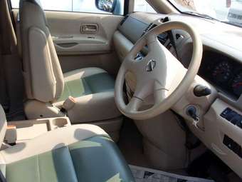 2003 Nissan Serena For Sale