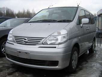 2003 Nissan Serena Pictures