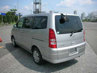 2003 Nissan Serena Pictures