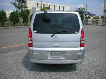 2003 Nissan Serena Pics