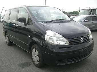 2003 Nissan Serena Pictures