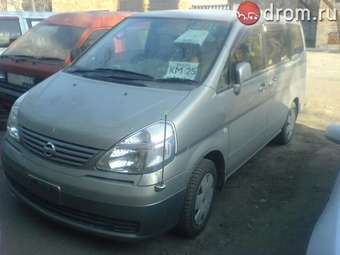 2003 Nissan Serena Pics