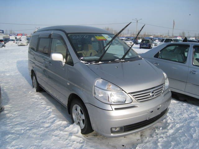 2003 Nissan Serena