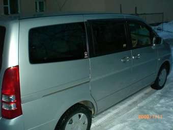 2003 Nissan Serena Pictures