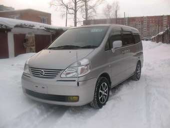 2003 Nissan Serena Images