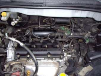 2003 Nissan Serena Photos