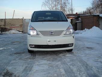 2003 Nissan Serena Wallpapers