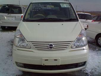 2003 Nissan Serena Photos