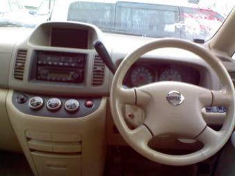 2003 Nissan Serena Images