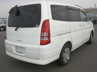 2003 Nissan Serena Photos