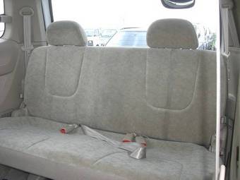 2003 Nissan Serena Pictures