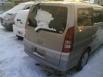 2003 Nissan Serena Pictures
