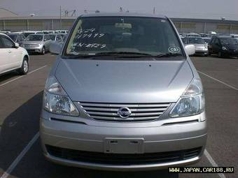 2003 Nissan Serena Pictures