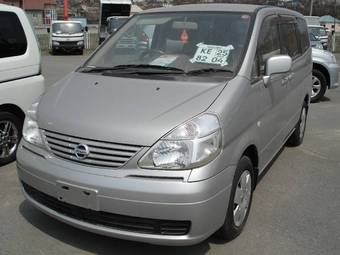 2003 Nissan Serena Pictures