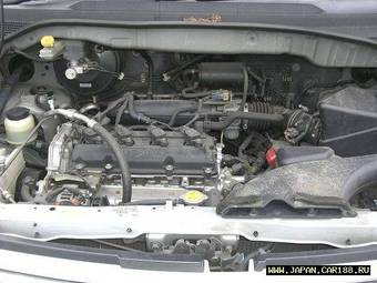 2003 Nissan Serena Pictures