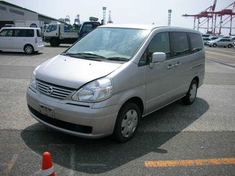 2003 Nissan Serena Photos