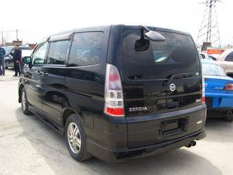 2003 Nissan Serena Pictures