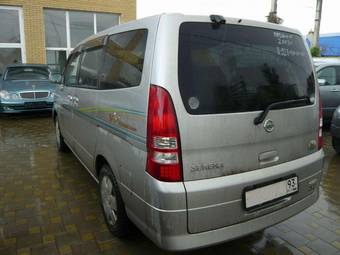 2003 Nissan Serena Photos