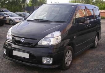 2003 Nissan Serena Photos