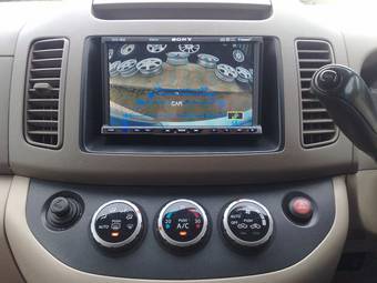 2003 Nissan Serena Pictures
