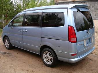 2003 Nissan Serena Pictures