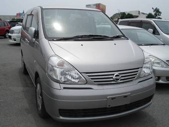 2003 Nissan Serena Images