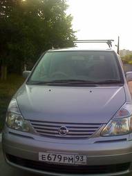 2003 Nissan Serena Photos