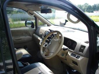 2003 Nissan Serena For Sale