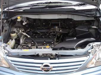 2003 Nissan Serena Pictures