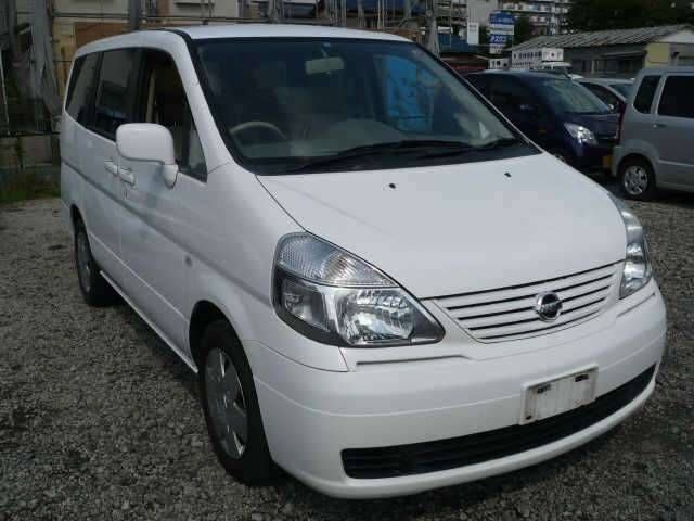 2004 Nissan Serena