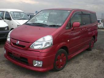 2004 Nissan Serena Pictures