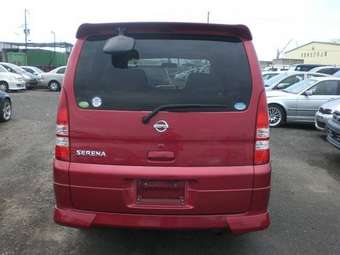 2004 Nissan Serena Pictures