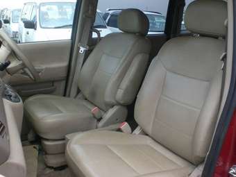 2004 Nissan Serena For Sale