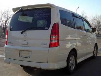 2004 Nissan Serena Pictures