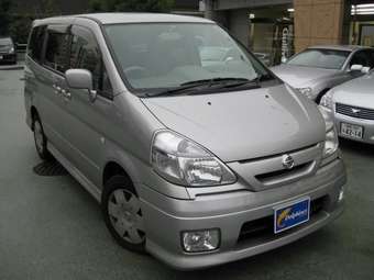 2004 Nissan Serena Images