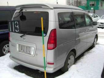 2004 Nissan Serena Photos