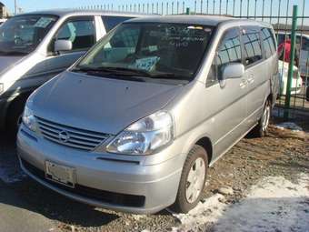 2004 Nissan Serena Pictures