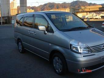 2004 Nissan Serena Pictures