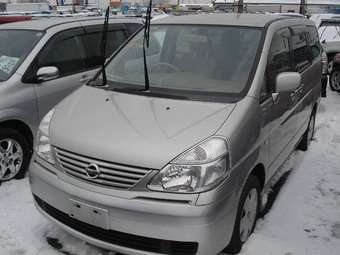 2004 Nissan Serena Pics