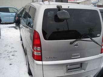 2004 Nissan Serena Photos