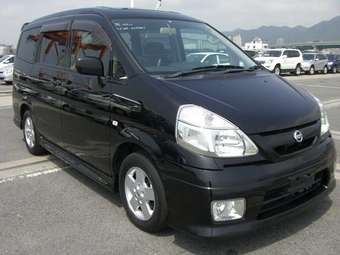 2004 Nissan Serena Photos