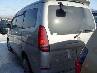 2004 Nissan Serena Pictures